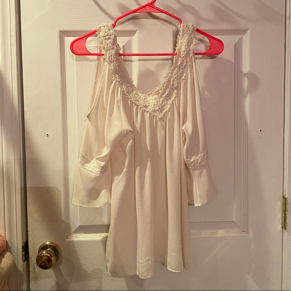 White/ cream blouse